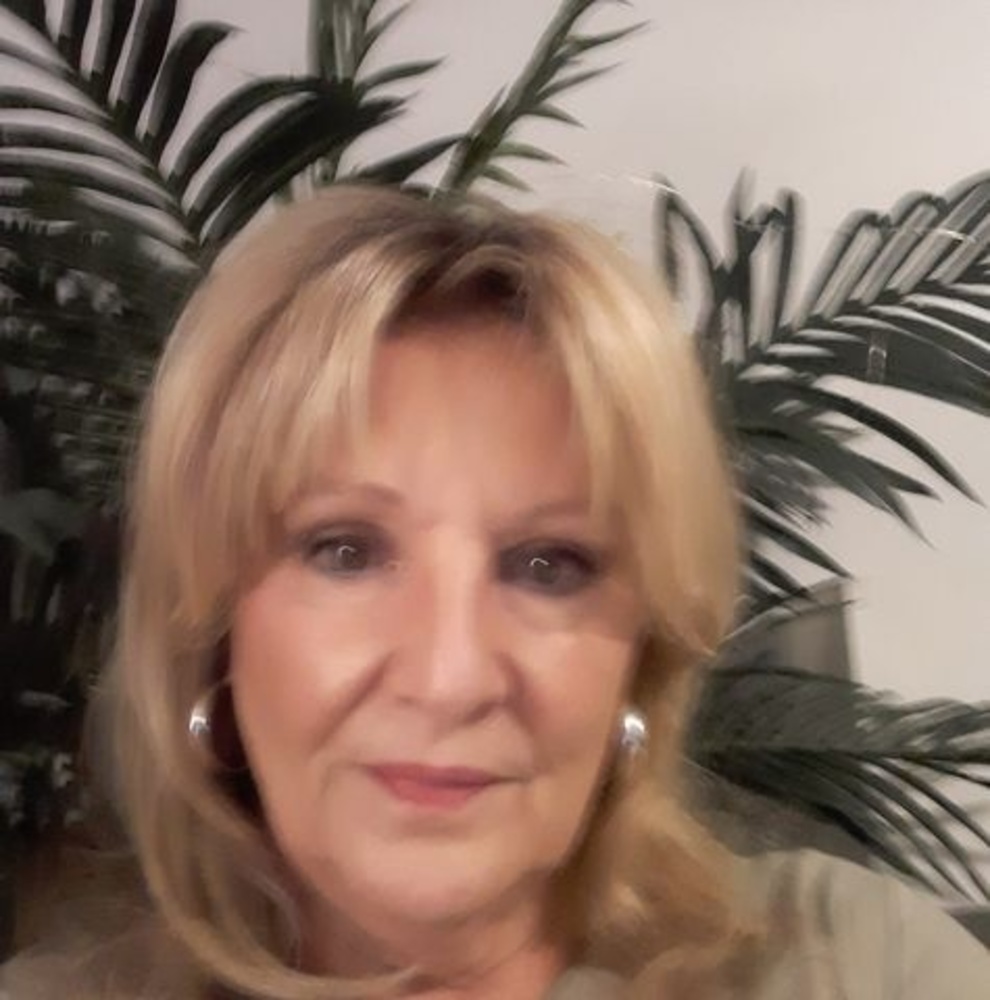Meet your Posher, Donna simpson